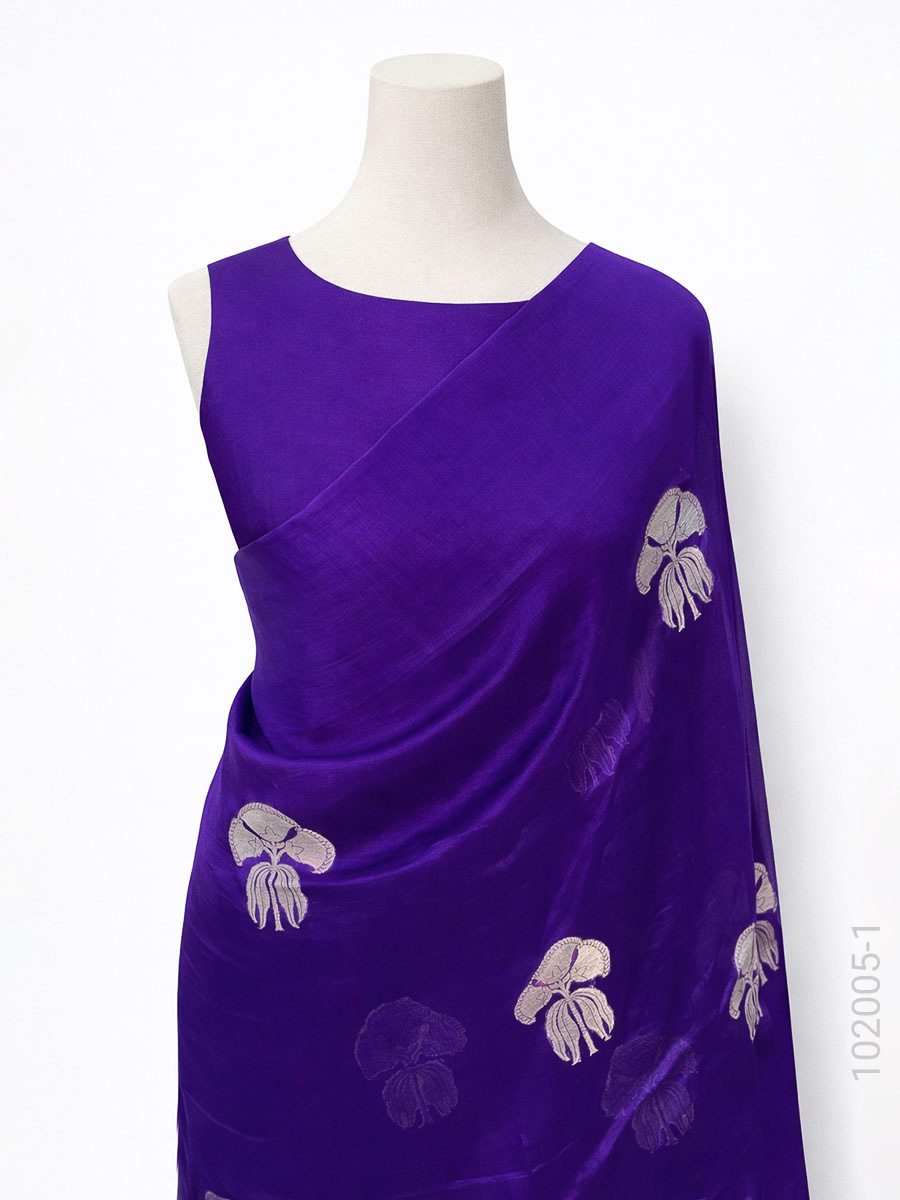 Kora Organza Zari Work Banarasi Saree Wholesale fabric close-up