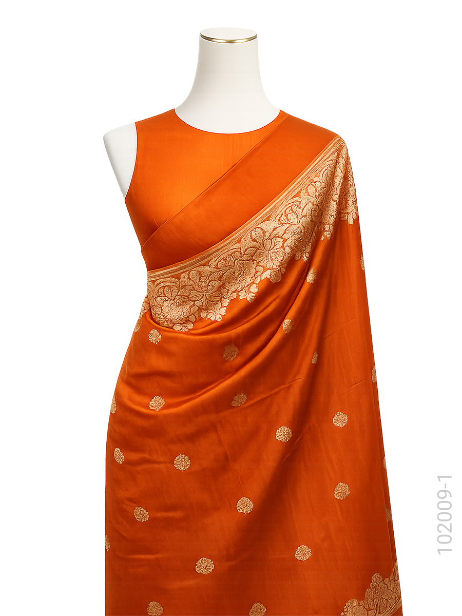 Soft Silk Zari Work Designer Banarasi Saree Wholesale fabric close-up