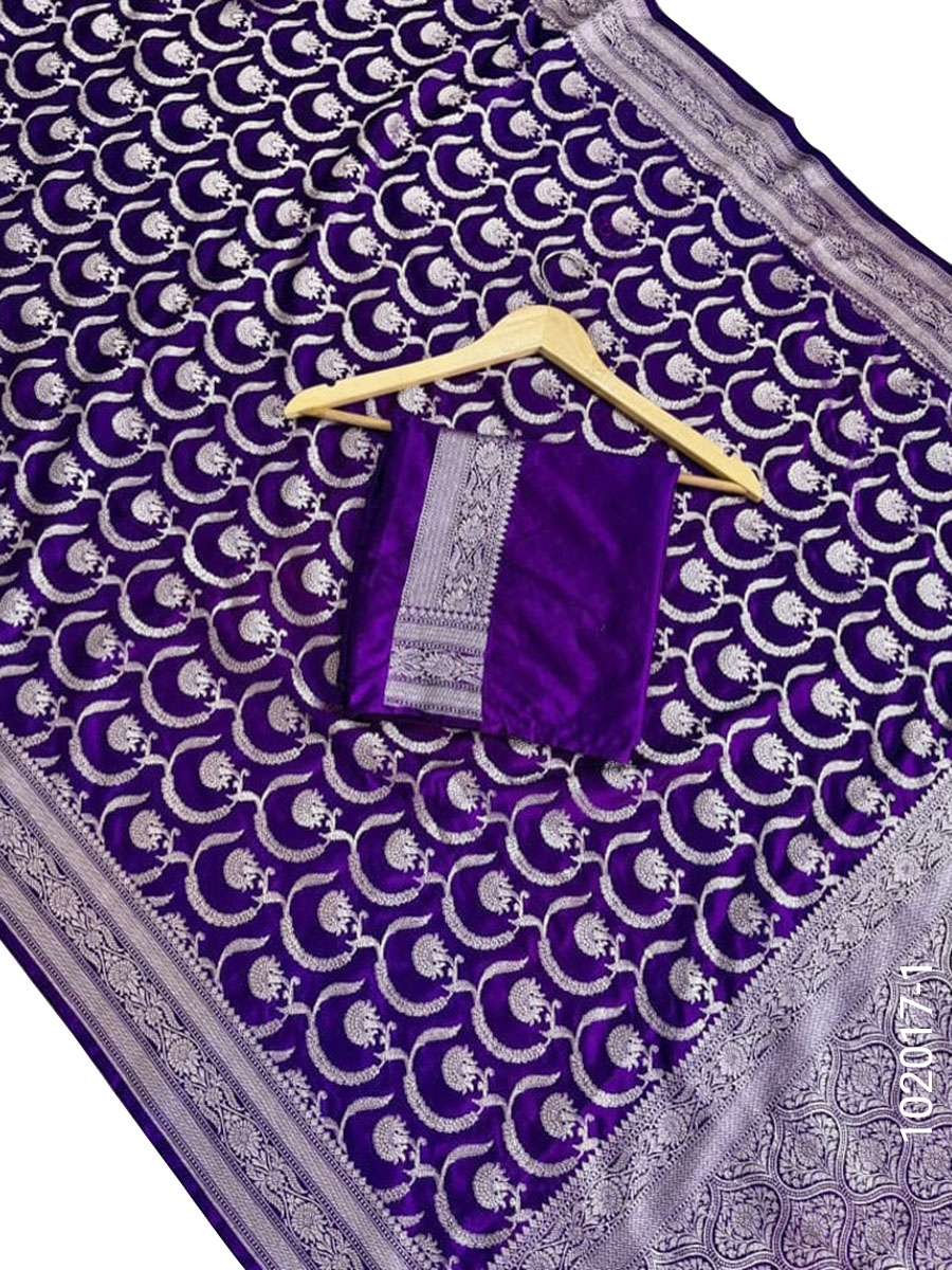Mashru Silk Zari Jaal Work Banarasi Saree Wholesale fabric close-up